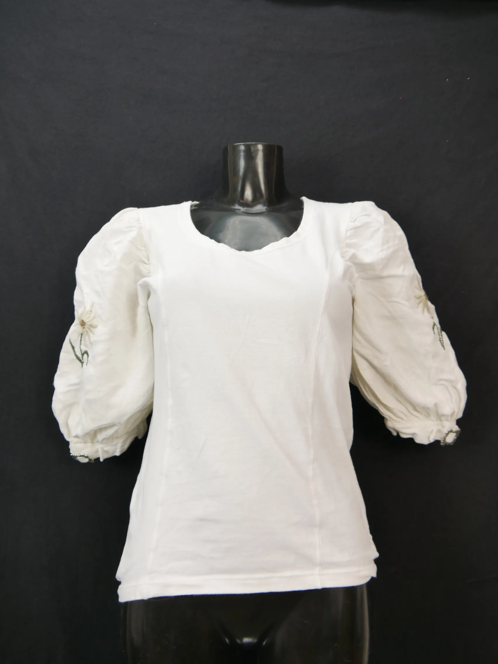Gr.44 Trachtenbluse weiß Bluse Hammerschmid Stickerei Stretch Brosche TB7176