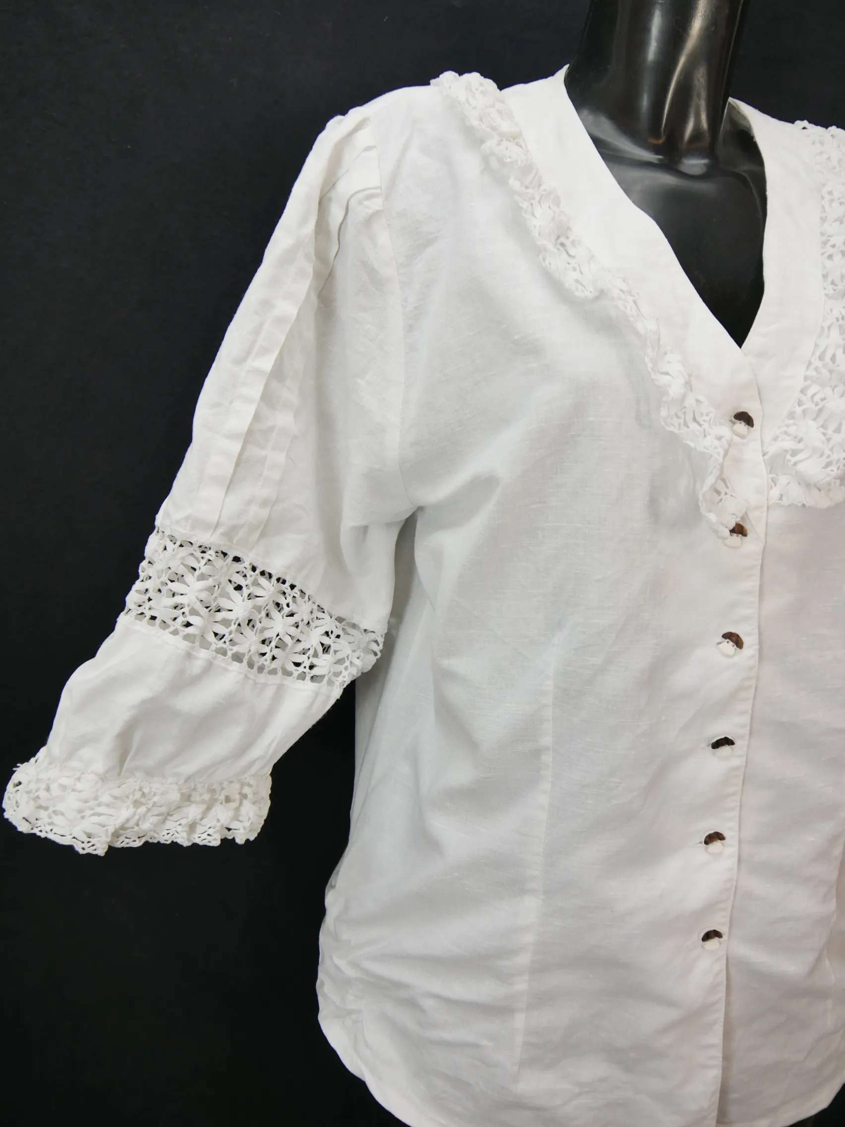 Gr.44 Trachtenbluse weiß Bluse Hess Leinenmischung mit Spitze TB7516