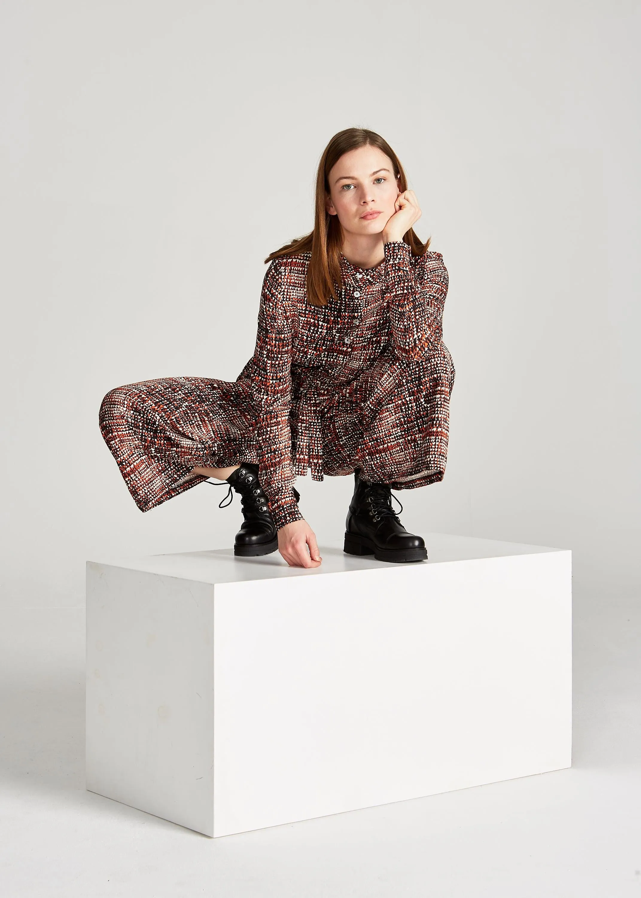 Jumpsuit LOTTIE aus LENZING ECOVERO - Black / Orange (Hearts)