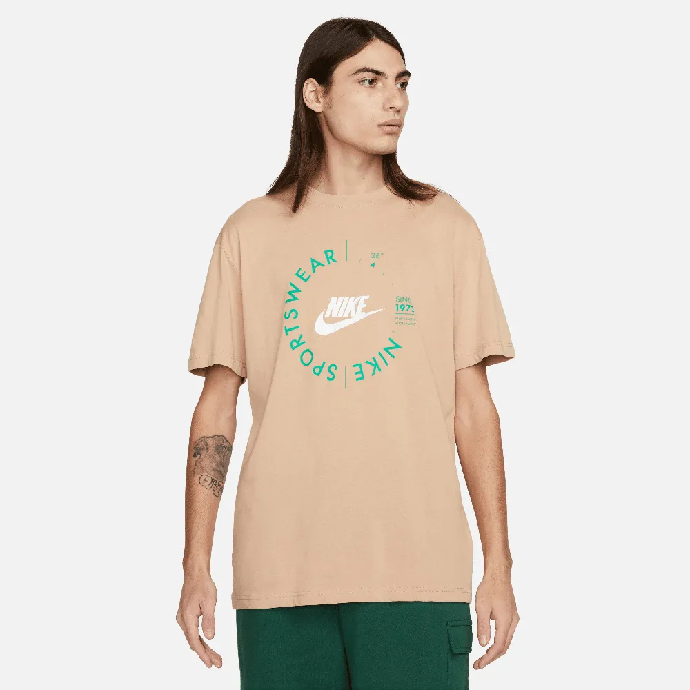 Nike T-Shirt