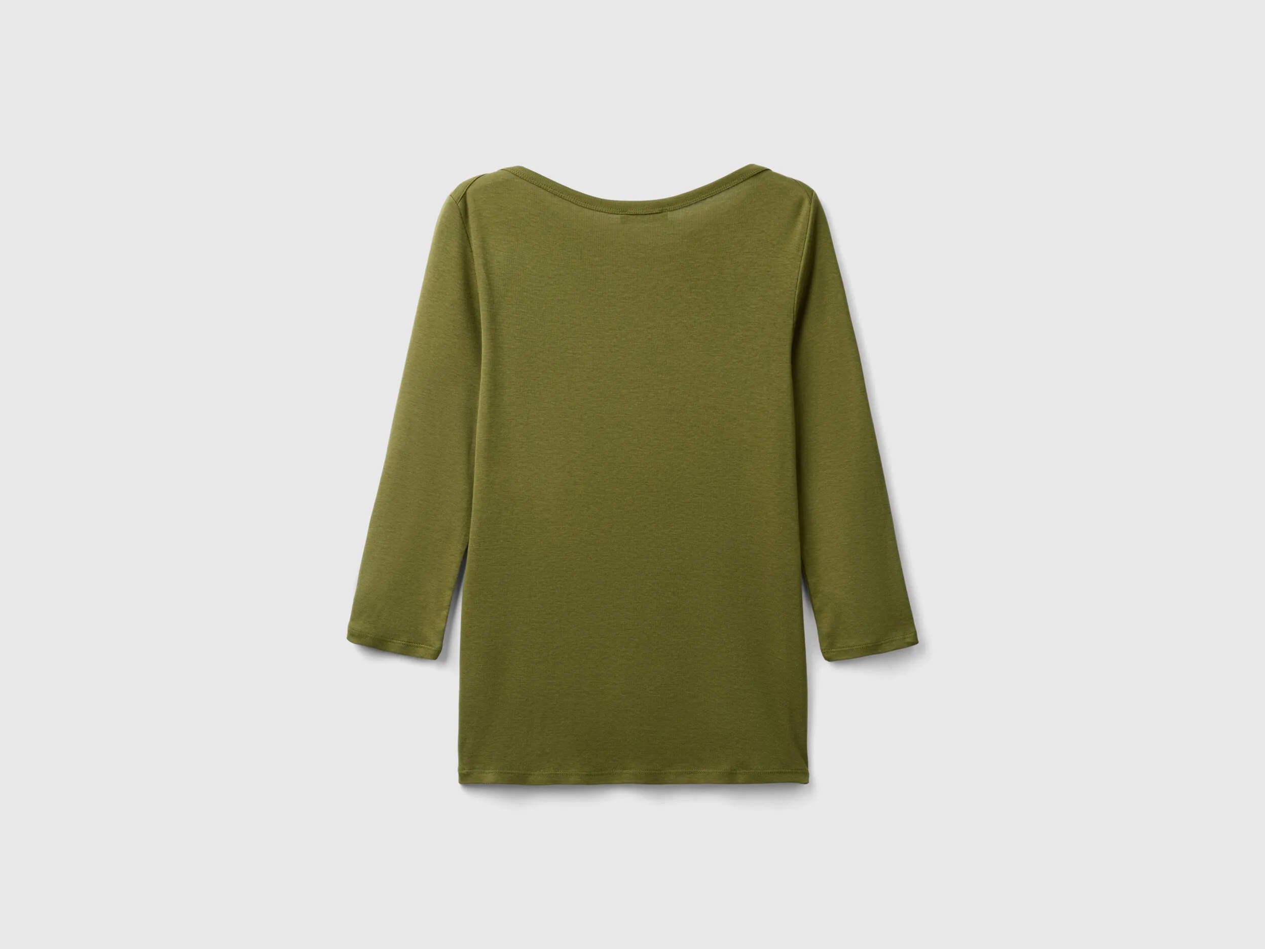 T-Shirt mit U-Bootausschnitt aus 100% Baumwolle